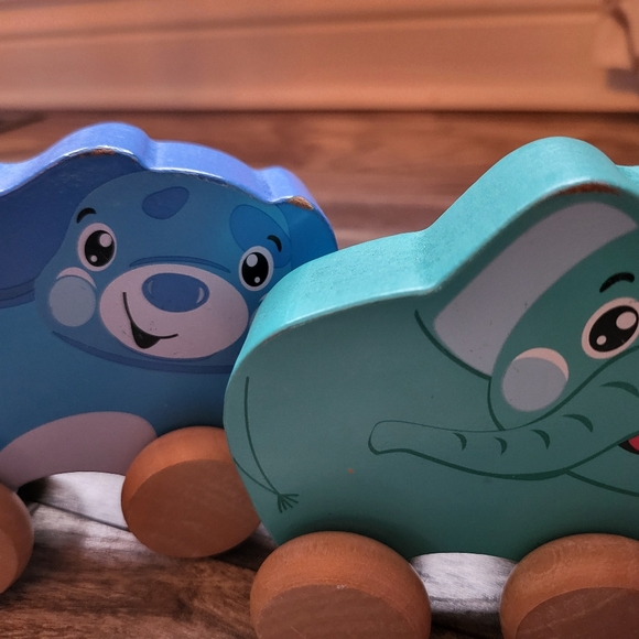 Wooden Cars - Picture 2 of 3